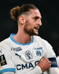 意天空体育：拉比奥特不符合国米中场引援标准，暂无收购计划