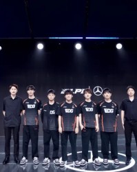 半岛体育-Ahn：自己以后多加油，把打团还有别的方面再改一下