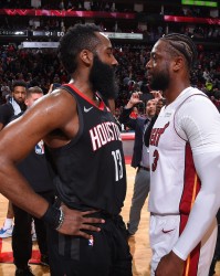 半岛体育入口-皮尔斯：哈登进攻更好&amp;韦德防守更强 就助队赢球而言我会选韦德