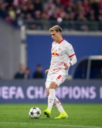 意天空：那不勒斯有意埃尔马斯，在等莱比锡同意租借＋选择买断