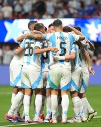 半岛体育全站-阿根廷吐槽草皮：不改进，美洲杯永远比不上欧洲杯