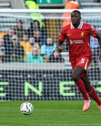 半岛体育入口-皇马持续关注科纳特动向，利物浦签下莱奥尼或为防范中卫流失